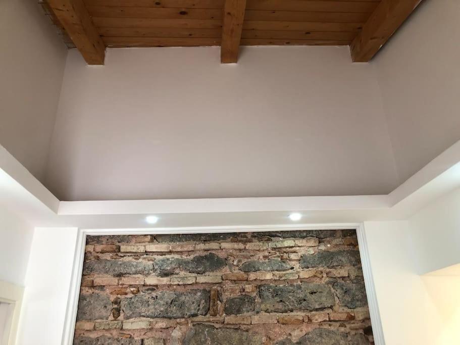 Suite Vicolo Lavico CTA Exterior foto